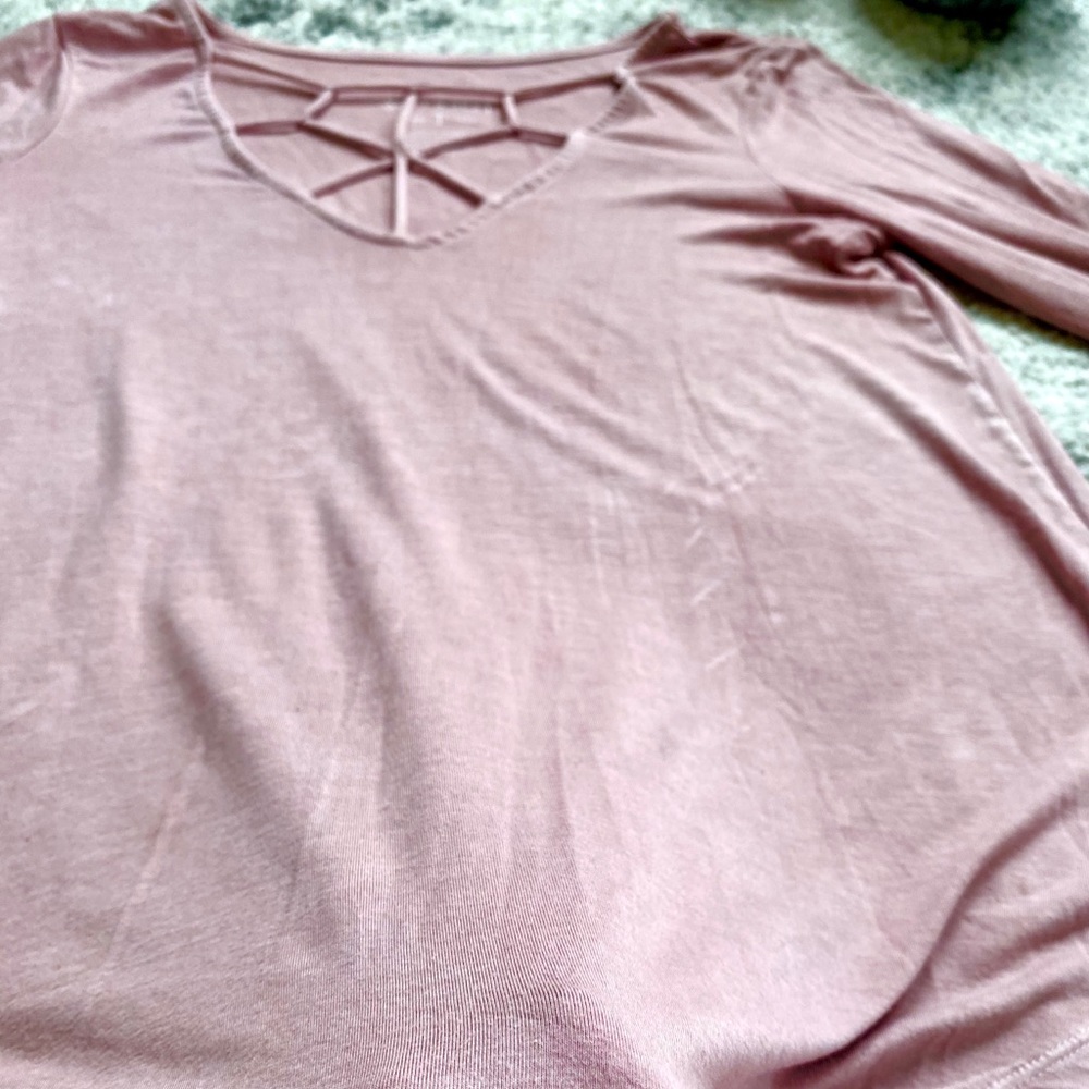 American Eagle soft&sexy Pink Long Sleeved Tee - Picture 2 of 4